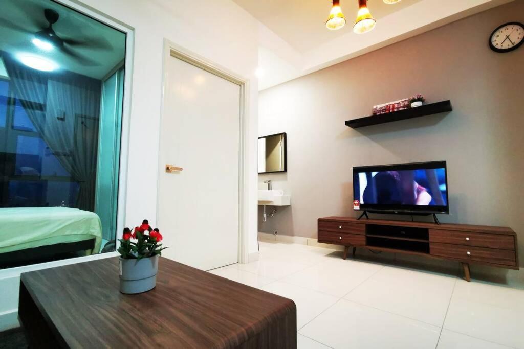 Happyhome @ Arte Mont Kiara Kuala Lumpur Hartamas Damansara エクステリア 写真